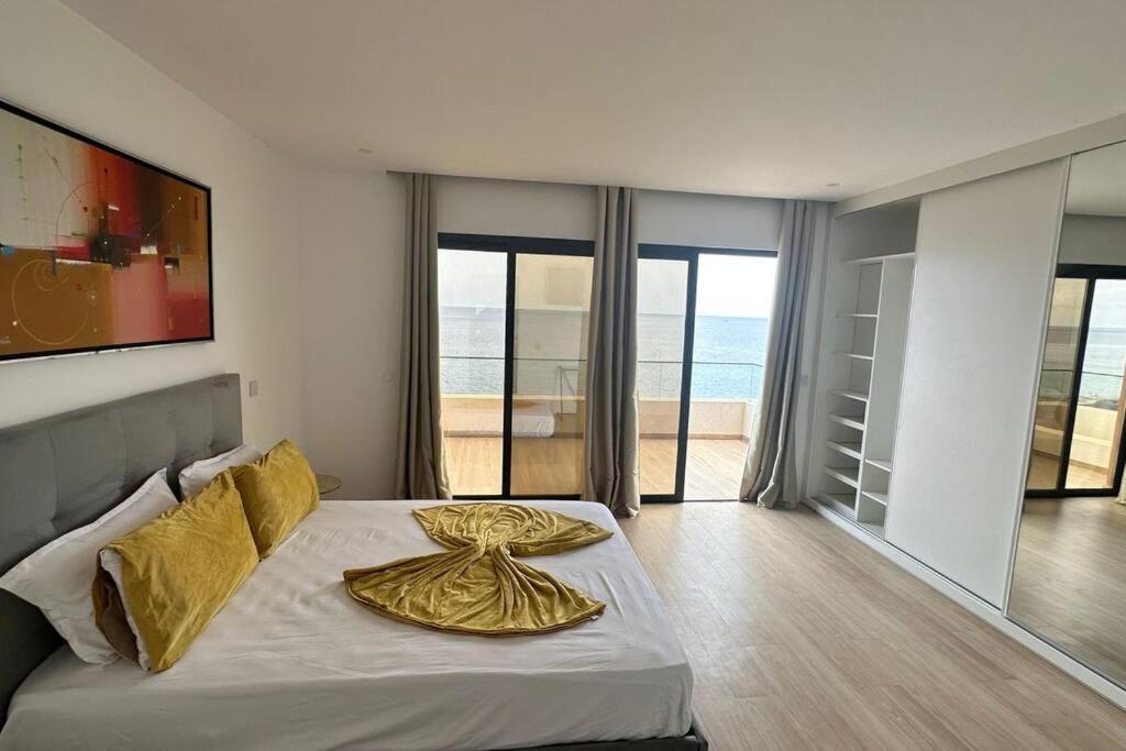 Ocean Mirror Apartment Прая Екстериор снимка