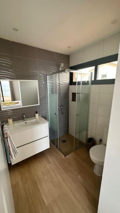 Ocean Mirror Apartment Прая Екстериор снимка