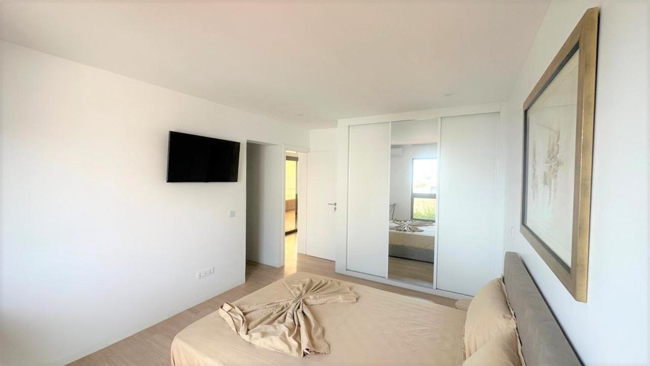 Ocean Mirror Apartment Прая Екстериор снимка